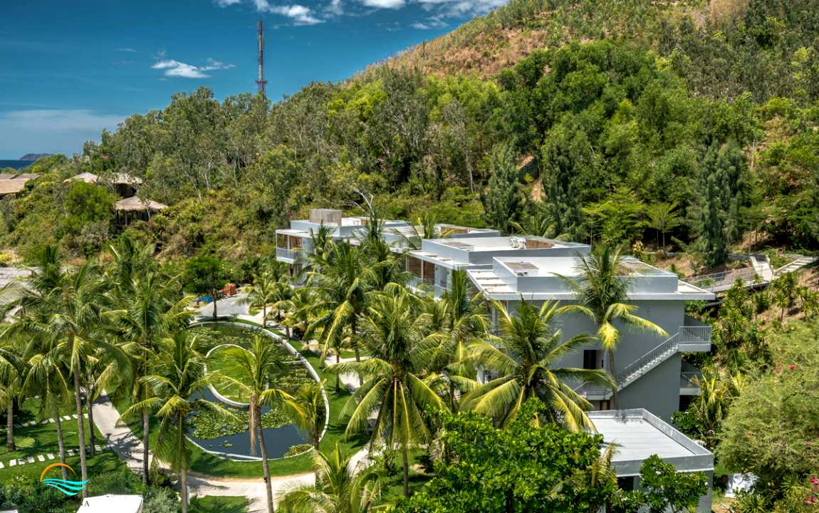 Các phòng ngập tràn thiên nhiên tại Casa Marina Resort Quy Nhơn